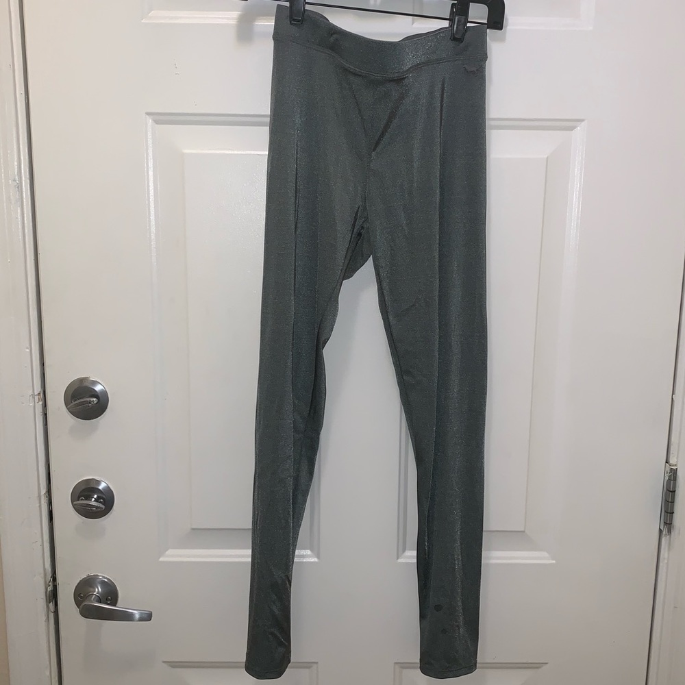 Victoria Secret PINK Sz. M Shiny Metallic Leggings